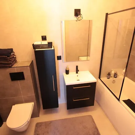 Victoria & Margaret Szálloda