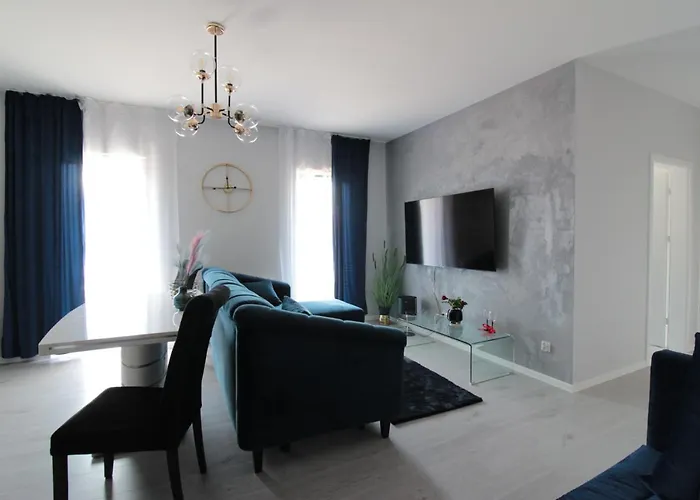 Victoria & Margaret Hotel