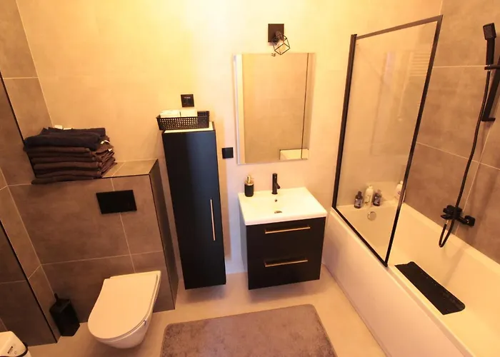 Victoria & Margaret Hotel